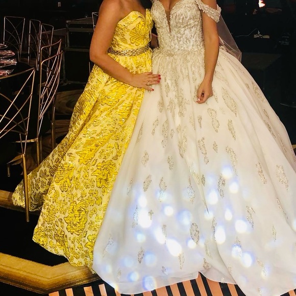 Mac Duggal Long Strapless Floral Metallic Ballgown - Size 8 - Picture 5 of 6